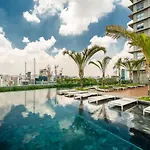 River One 2303 - Luxury Studio